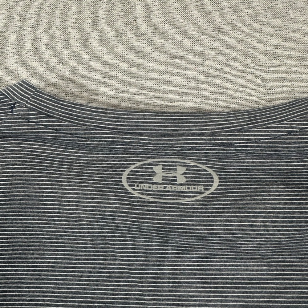 Under Armour Long Sleeve Run Shirt Mens 2XL Fitted Gray Micro Stripe HeatGear - Picture 10 of 11